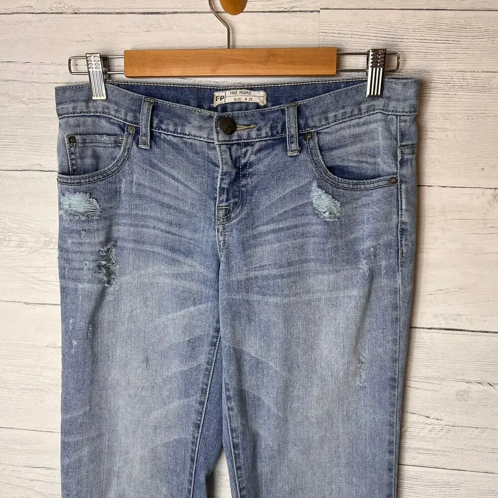 Free People Jeans Womens Size W25 Straight Leg Light Washed Distressed